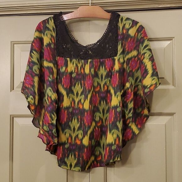 Jessica Simpson flutter sleeve boho top - Picture 1 of 9